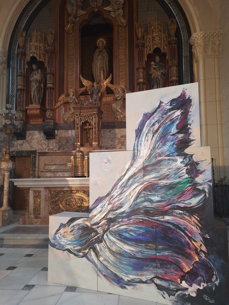 «Seres Alados», obras de Marta Maldonado en la Capilla del Palacio de Vista Alegre, Madrid, 2025 (2)